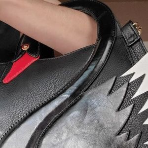 Unique Black swan statement crossbody wrist purse